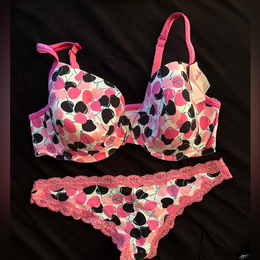 Cacique Panty and Bra Set